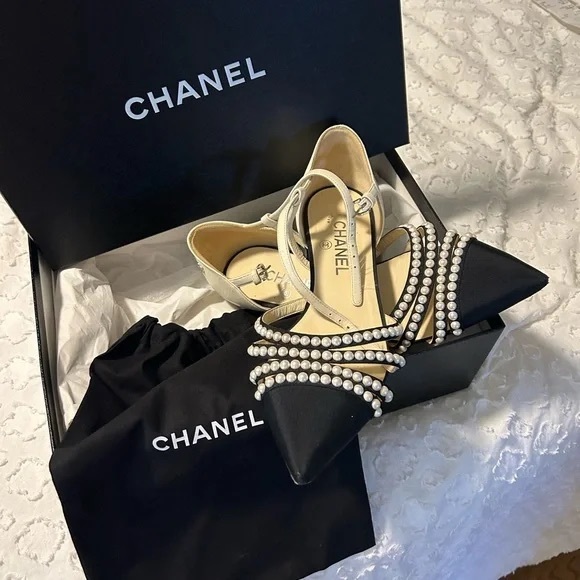 worn once | Box was damaged| - Picture 5 of 5